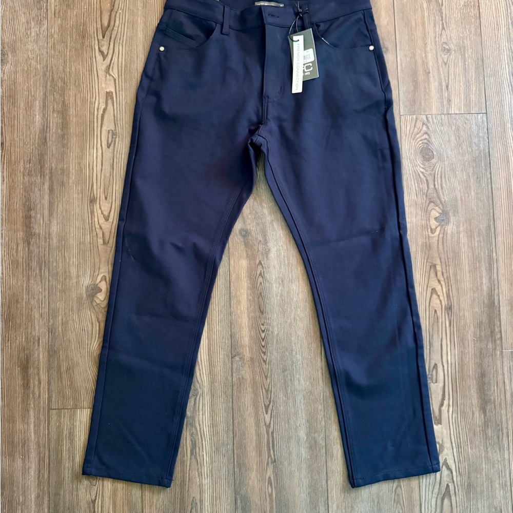 French Connection Men's Medium Wash Blue Jeans Cotton Size 34-32 NWT